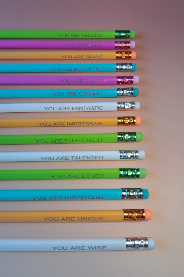 Lápis Triangulares “You Are”