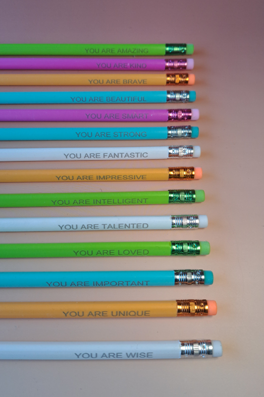 Lápis Triangulares “You Are”